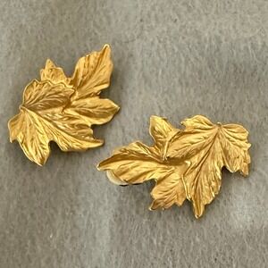 Gold Maple‎ Leaf Clip On Earrings Costume Jewelry Fashion Accessories